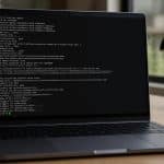 découvrez comment utiliser le terminal bash natif de votre système d'exploitation pour exécuter le script nécessaire à l'installation de vs code sur linux de manière rapide et efficace.